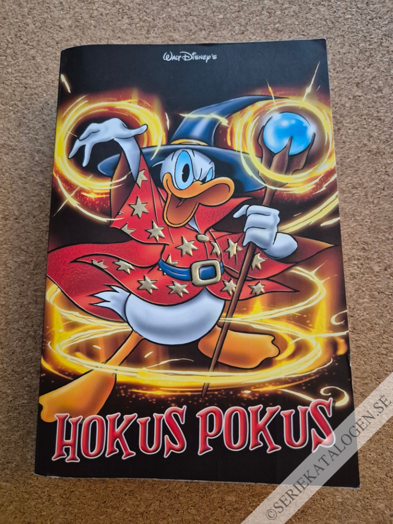 Framsida på Kalle Ankas pocket special Hokus pokus (2021)