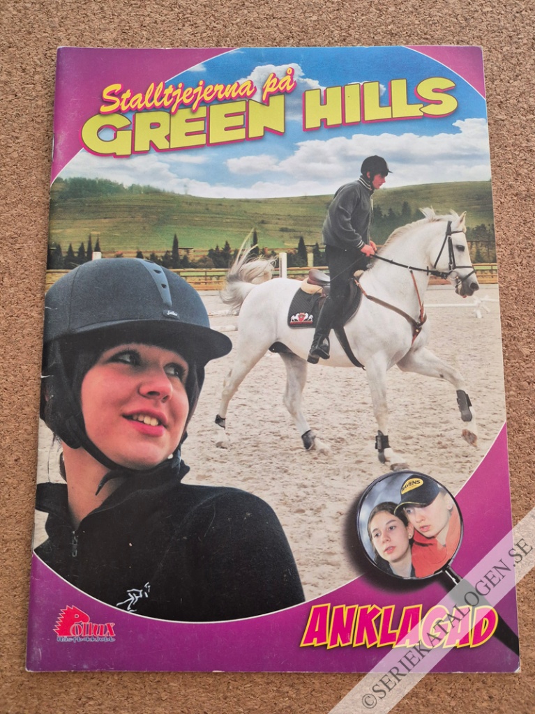 Framsida på Stalltjejerna på Green Hills Anklagad (2008)