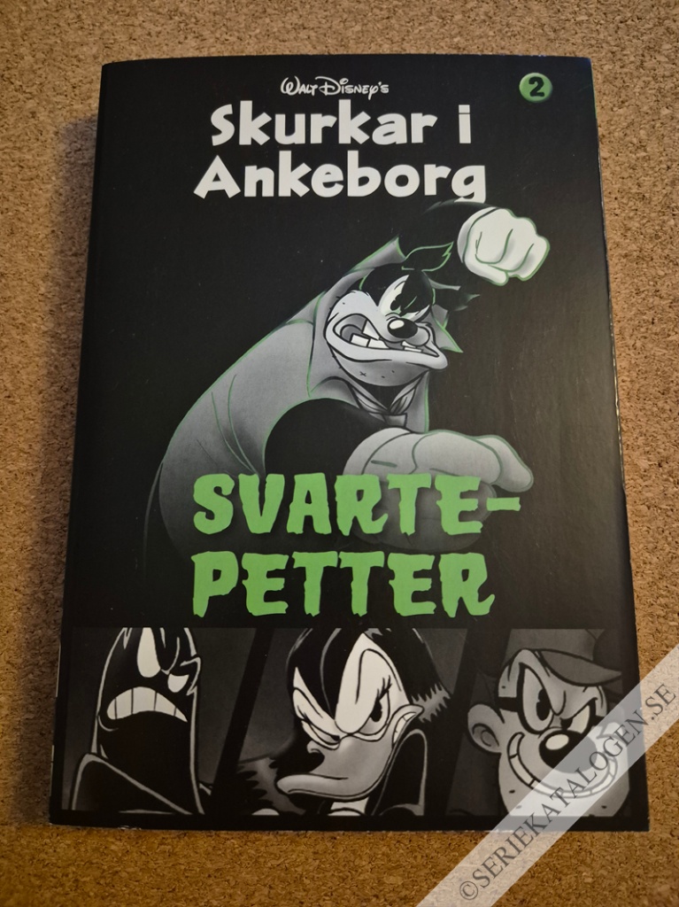 Framsida på Skurkar i Ankeborg Svarte-Petter (2016)
