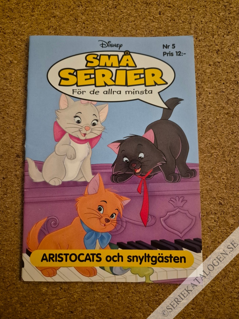 Framsida på Små serier #5 - ARISTOCATS och snyltgästen (2004)