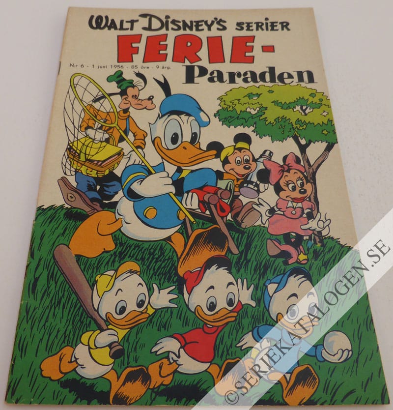 Framsida på Walt Disney's serier Ferie-paraden (1956)