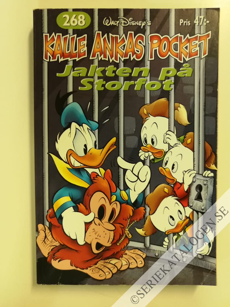 Framsida på Kalle Ankas pocket #268 - Jakten på Storfot (2002)