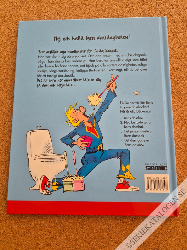 Baksida på Det dassigaste ur Berts dassbok (2003)