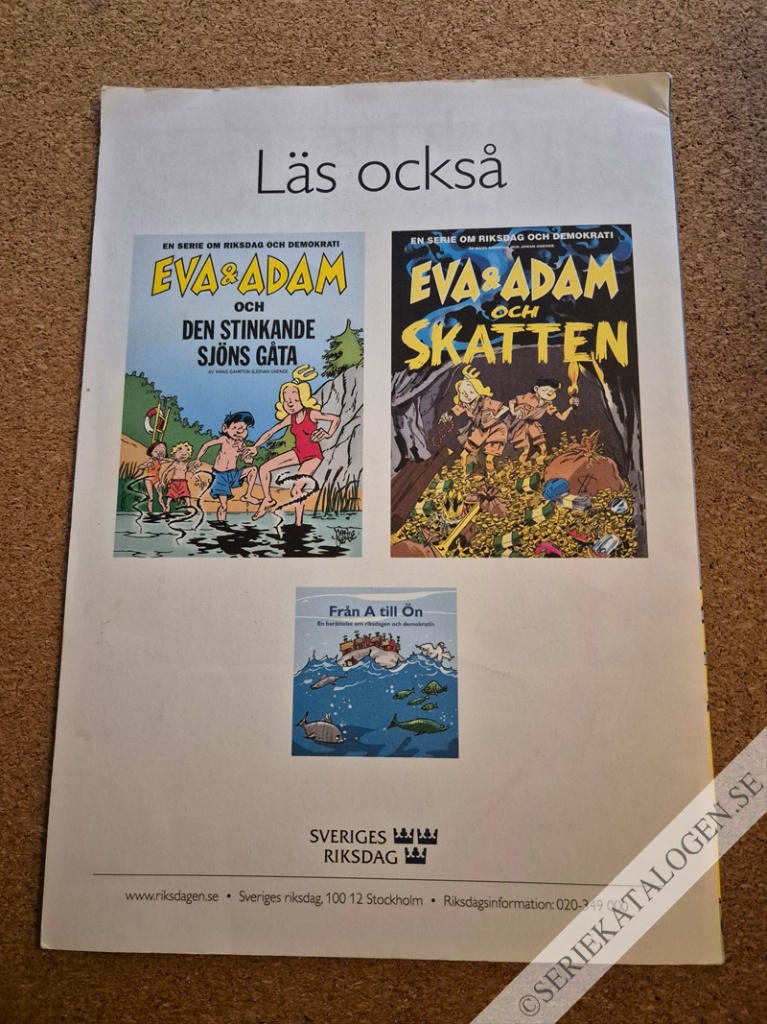 Baksida på Eva & Adam och hotet från världsrymden (2014)