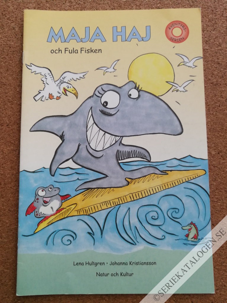 Framsida på Äventyrsserien Maja Haj och Fula Fisken (2005)
