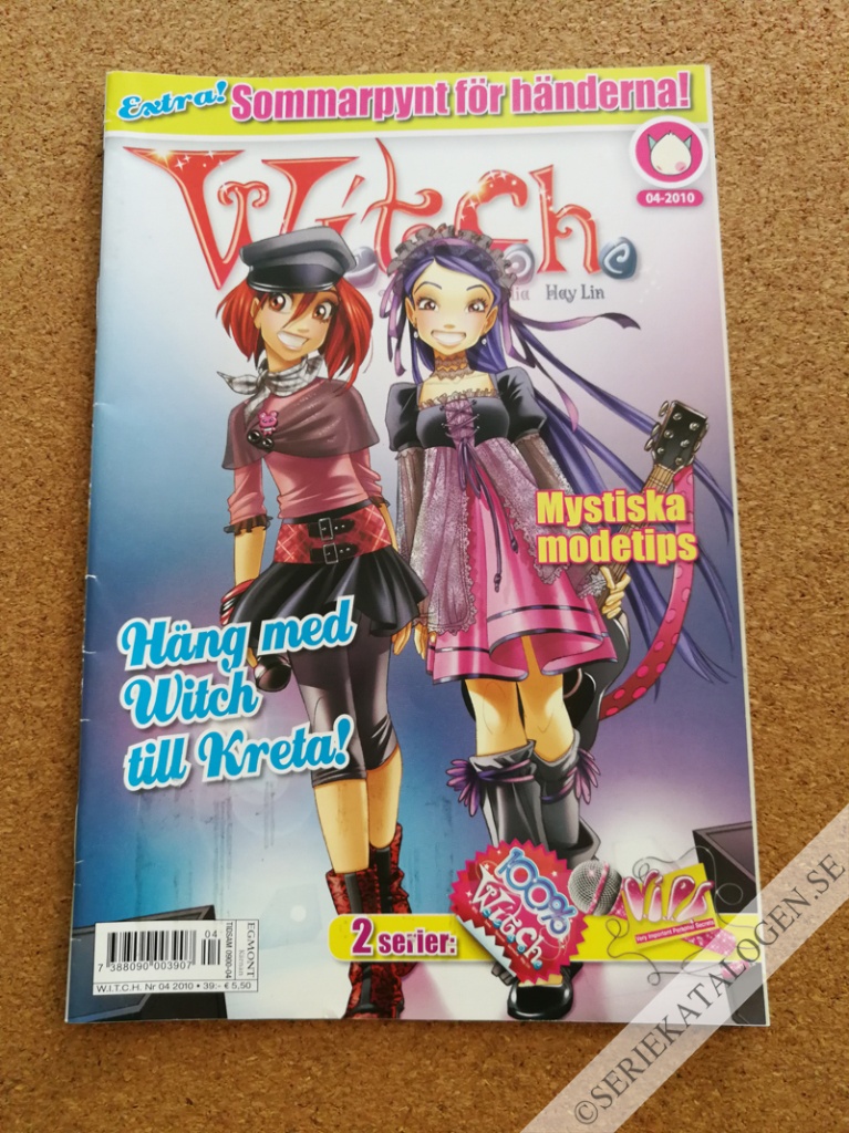 Framsida på W.i.t.c.h. #4 (2010)