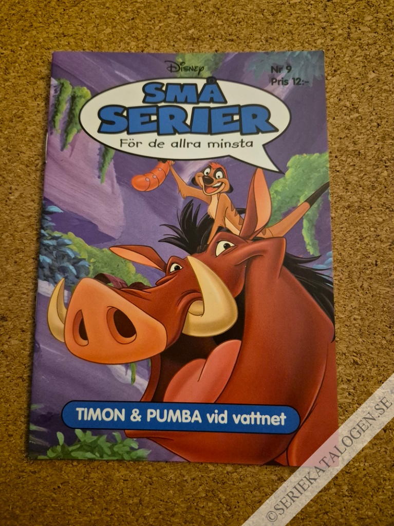 Framsida på Små serier #9 - TIMON & PUMBA vid vattnet (2004)