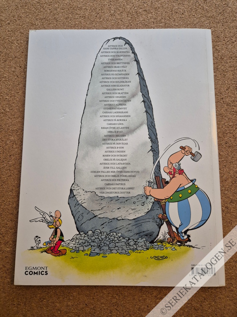 Baksida på Asterix och guldskäran (2021)