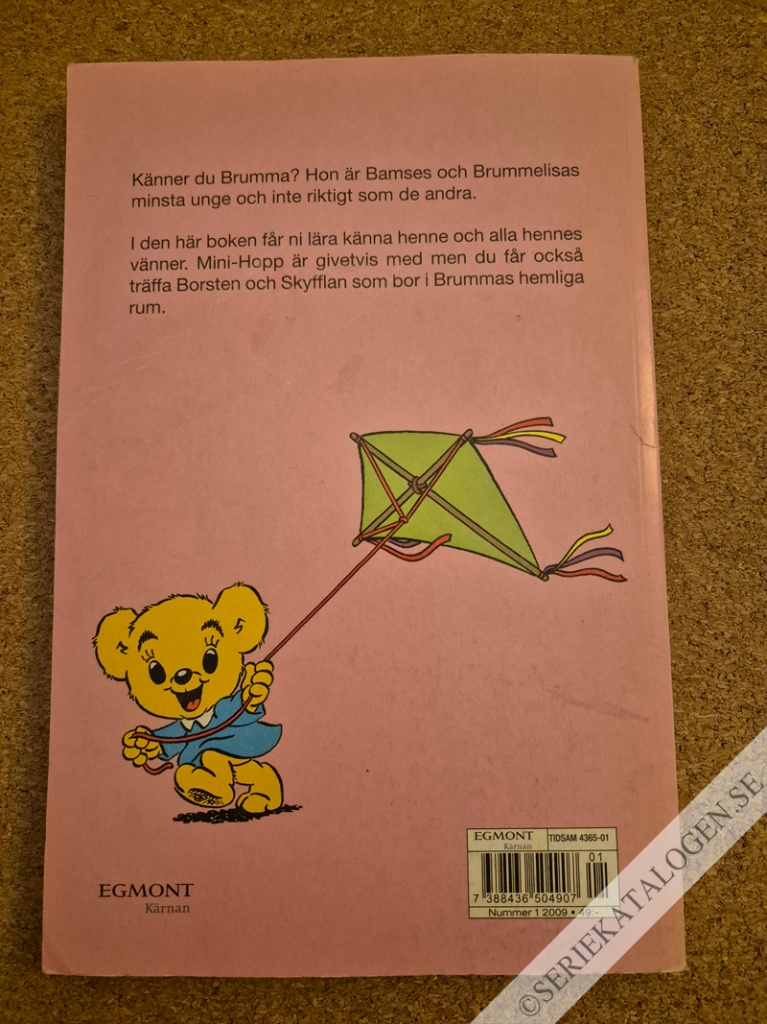 Baksida på Boken om Brumma - och alla hennes vänner (2009)