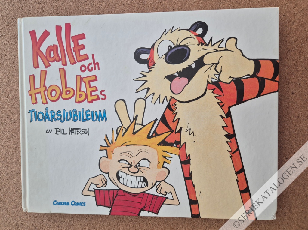 Framsida på Kalle och Hobbe Kalle och Hobbes tioårsjubileum (1996)