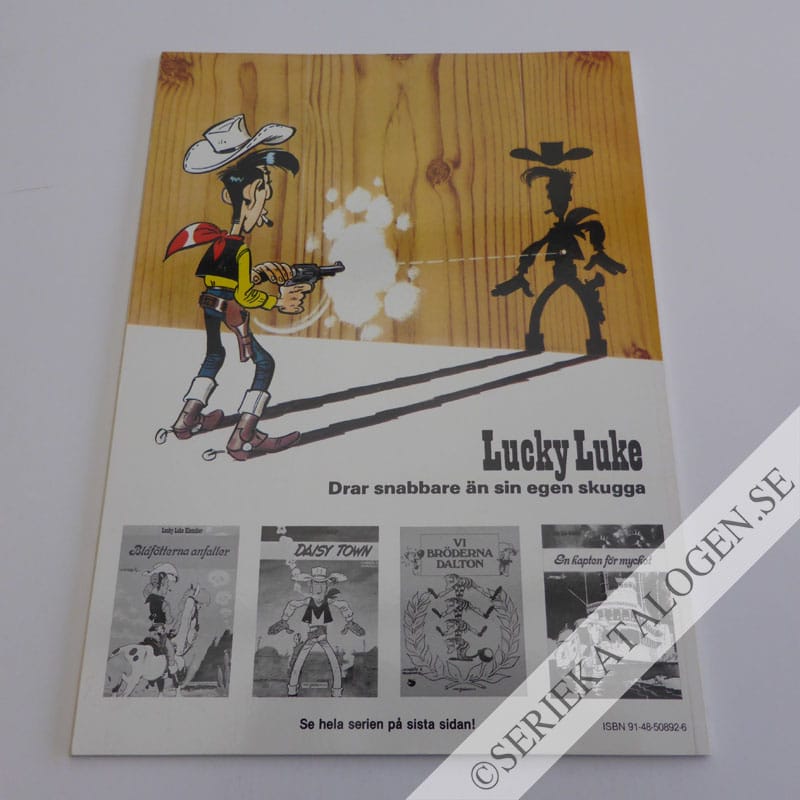 Baksida på En kapten för mycket (1984)