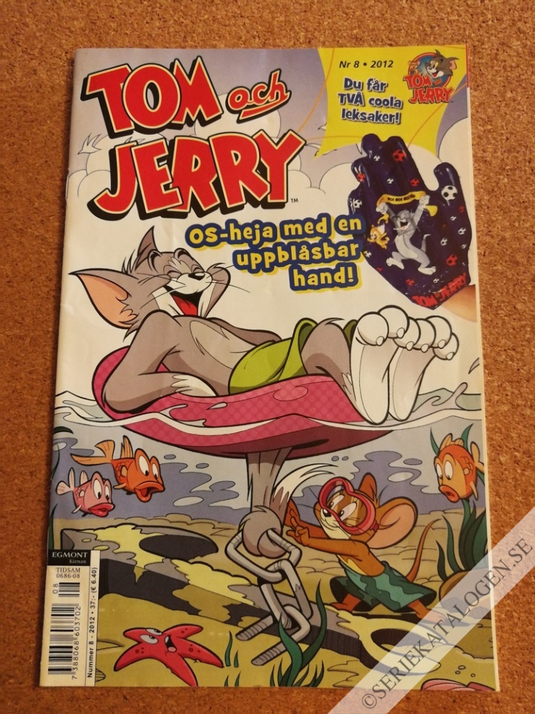 Framsida på Tom & Jerry #8 (2012)
