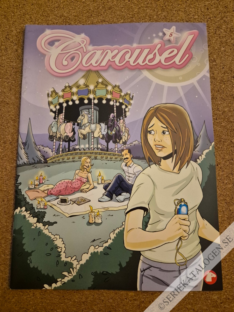 Framsida på Carousel #5 (2009)