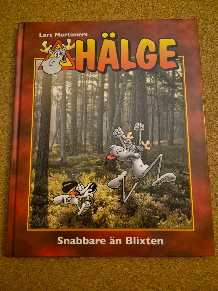 Framsida på Hälge - fotobok Snabbare än Blixten (2014)