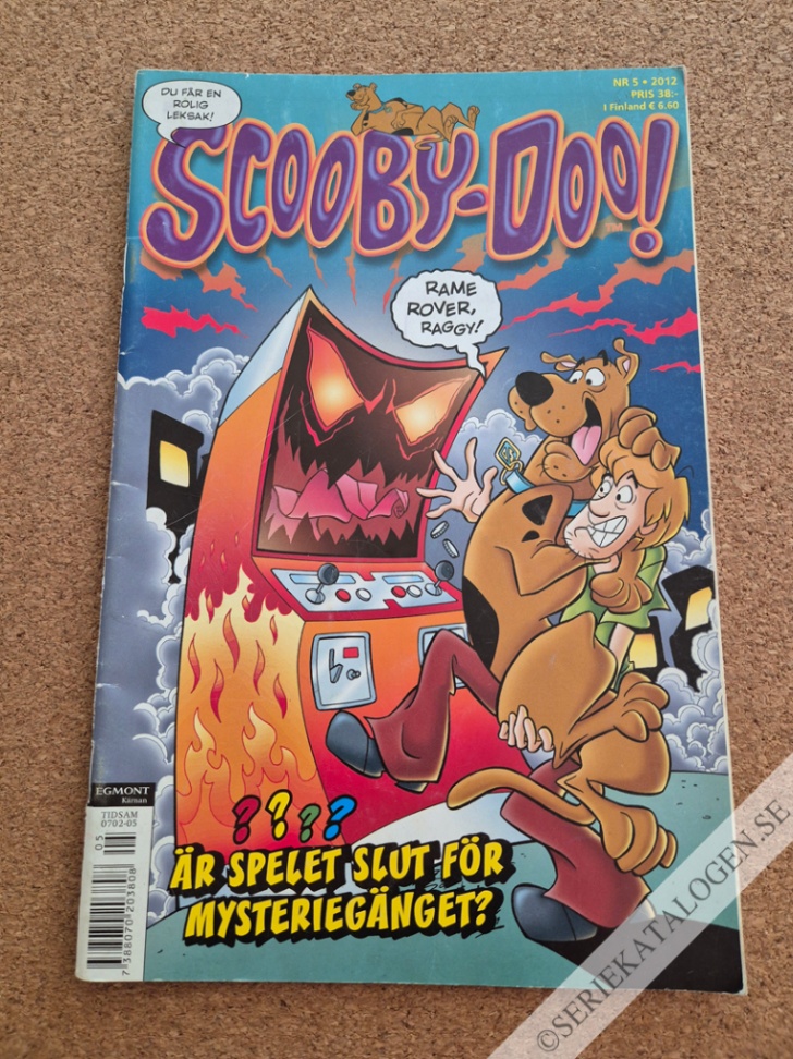 Framsida på Scooby-Doo! #5 (2012)