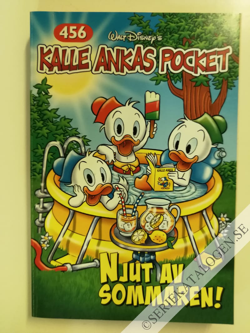 Framsida på Kalle Ankas pocket #456 - Njut av sommaren! (2016)