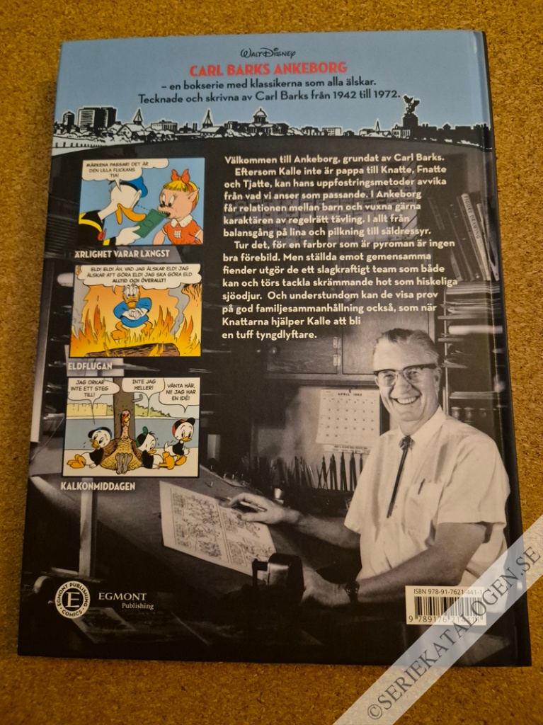 Baksida på Flodens skräck och andra historier från 1945-1946 (2019)