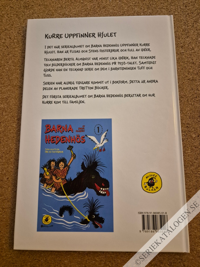 Baksida på Hur Flisa fick sin dockvagn och Det stora vildsvinskriget (2008)